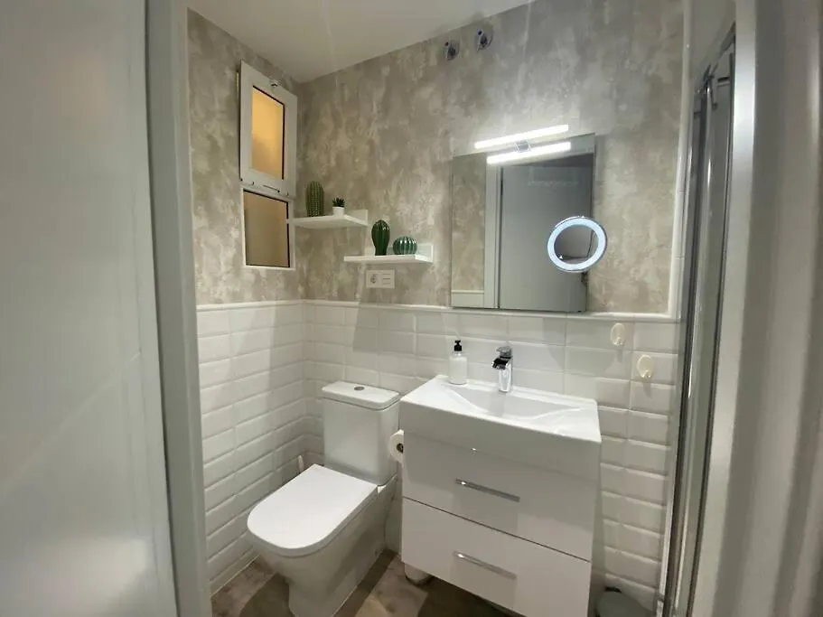 Piso 3 Habitaciones Recien Reformado En Fuengirola Apartment